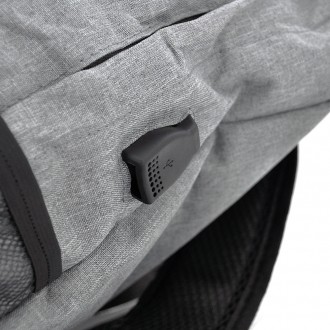 
	Рюкзак для ноутбука 15.6 дюймов серого цвета изготовлен из прочного нейлона, ч. . фото 4
