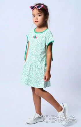 Летнее платье для девочки сшито из легкой и приятной к телу смесовой ткани с сод. . фото 1