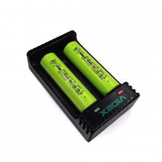 Зарядное устройство интеллектуальное для Li-Ion аккумуляторов 18650 Videx L200pr. . фото 7