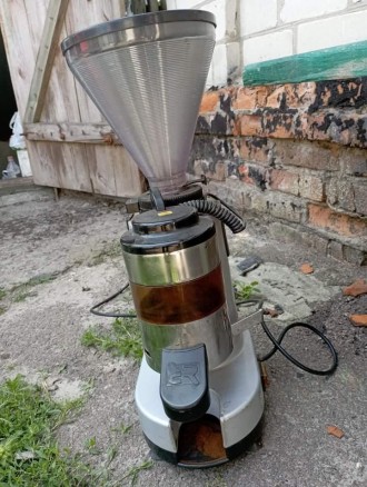 Продам кофейний апарат чімбала. Бахмач. фото 1 Продам кофейний апарат чімбала. Бахмач. фото 1