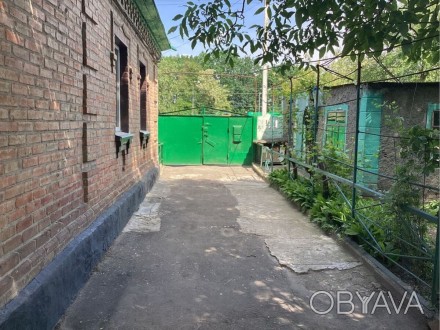 Продам Два хороших будинки на одному подвір #700;ї