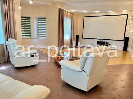 Будинок 220м2, центр міста. Полтава. фото 1 Будинок 220м2, центр міста. Полтава. фото 1