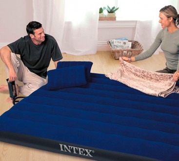Матрас надувной Intex 64765 простой и комфортный в использовании. Сдержанный диз. . фото 6
