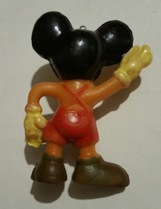 Исключительно редкий мышонок Микки Маус. 

Изготовлен в ГДР.

В Союзе продав. . фото 3