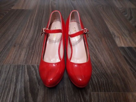 Туфли женские
Цвет: красный
Сезон: демисезон
Материал изделия: искусственный . . фото 7