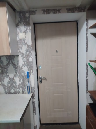 Продается 2 комнаты с коридором, в семейном общежитии. Героев Украины (Гагарина). . фото 5