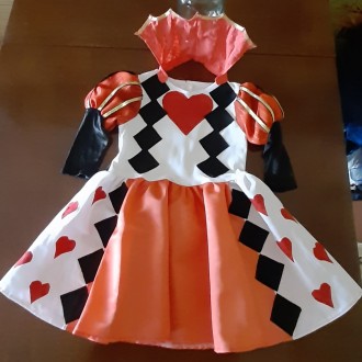 продам карнавальный костюм червовой королевы из Алисы, на 4 года, рост 104, обхв. . фото 3
