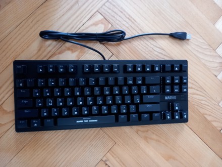 Механическая игровая клавиатура с четко очерченными на клавишах литерами имеется. . фото 3