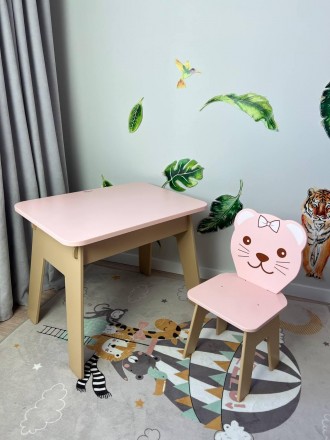 
Розовый детский стол со стулом "Pink Bear"
Описание
Размеры столика:
Ширина 45с. . фото 3