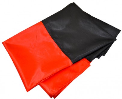 Червоно-чорний стяг - це прапор Української повстанської армії. Він впевнено збі. . фото 5