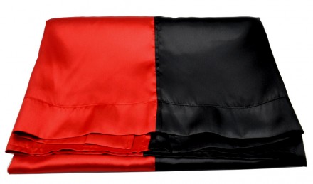 Червоно-чорний стяг - це прапор Української повстанської армії. Він впевнено збі. . фото 4
