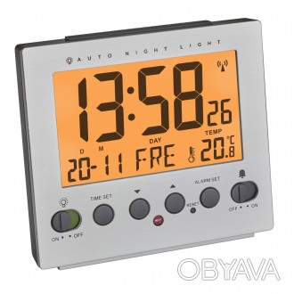 Будильник TFA 60.2561.55 с подсветкой
Радиочасы с высочайшей точностью
Алюминиев. . фото 1