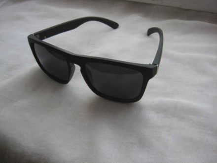 Продам нові фірмові окуляри з поляризацією за 150 гривень,. . фото 3