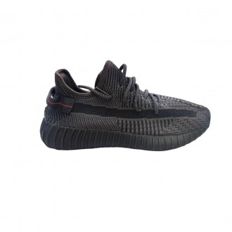 Описание
Adidas Yeezy Boost (реплика)
	Амортизационная технология Boost;
	Тексти. . фото 4