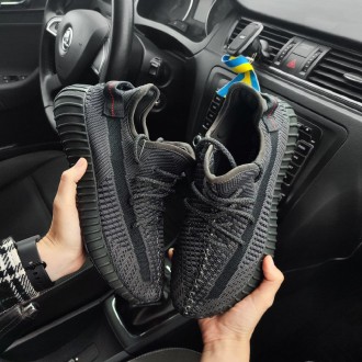 Описание
Adidas Yeezy Boost (реплика)
	Амортизационная технология Boost;
	Тексти. . фото 7