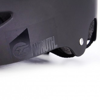 Tempish Wruth
  
 защитный шлем для роллеров, классической конструкции в форме к. . фото 9