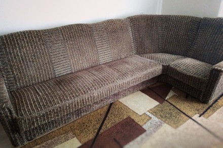 Продам кутовий диван, розкладний, з коробом для білизни, 
б/у, в гарному стані.. . фото 2