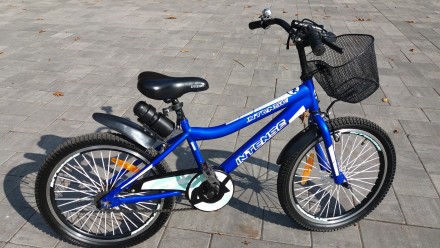 Велосипед имеет крепкую стальную раму, оснащен передним и задним тормозами.

С. . фото 7