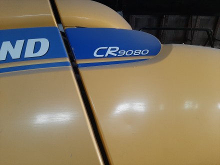 Комбайн New Holland CR 9080
2014 рік випуску
3700/3200  мотогодин напрацювання. . фото 4