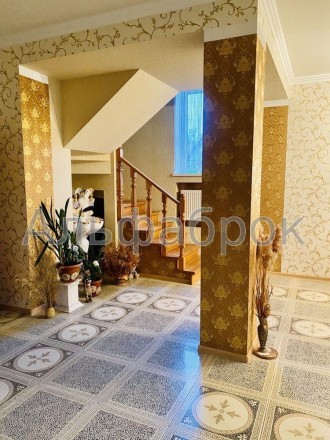 Продаж 2 поверх будинку в с.Троєщина, Деснянський р-н.
Будинок 2 поверховий, 201. . фото 6