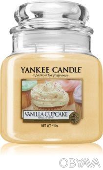 Ароматическая свеча Yankee Candle Vanilla Cupcake 411 г (5038580000788)