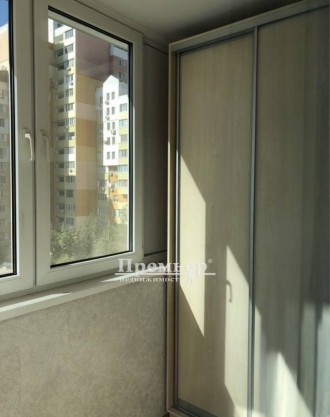 Продам простору трикімнатну квартиру в новому будинку на Сахарова.
Загальною пл. Суворовське. фото 6