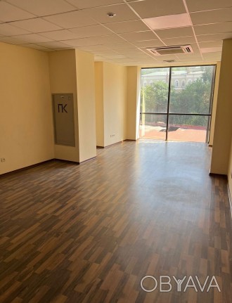 Расположение: 3-й этаж офисного комплекса на пересечении пр. Д.Яворницкого и ул.. . фото 1
