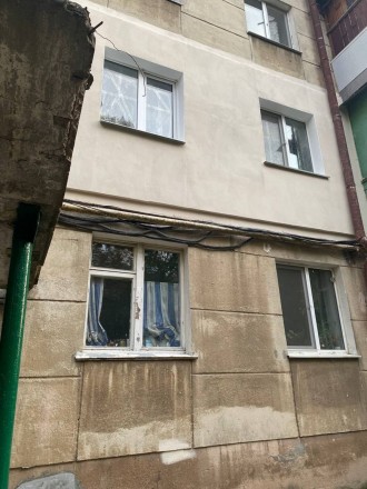 Трикімнатна квартира з ремонтом в Приморському районі на вулиці Романа Кармена к. Приморский. фото 13