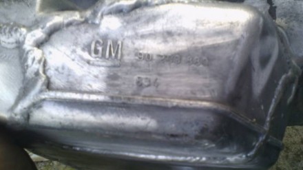 Піддон двигуна GM 90209880 опель омега 2.3тд оригінал 90348469.
Б/в в хорошому . . фото 6