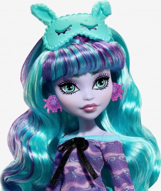 
Ляльки Monster High Creepover Party мають детальне вбрання та аксесуари для ноч. . фото 6