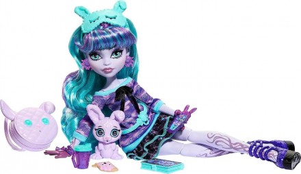 
Ляльки Monster High Creepover Party мають детальне вбрання та аксесуари для ноч. . фото 3