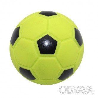 Игрушка виниловая Мяч футбольный для собак 7,5см EV023 ZooMax. . фото 1
