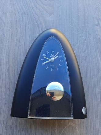 Настольные часы с маятником Pearl quartz (черн)

Высота 18,5 см
Ширина у осно. . фото 3