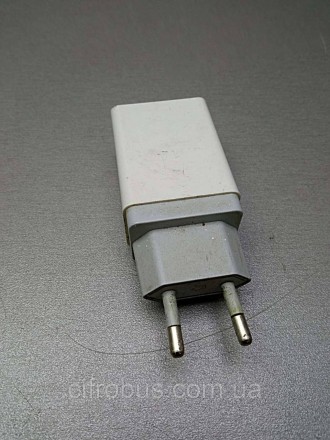 Сетевой адаптер 2 USB, питание 220В, 2 разъема для одновременной зарядки двух ус. . фото 3
