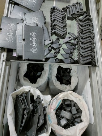 Темно сірий пластик на торгові візки для покупця, якісний, НОВИЙ, у комплект вхо. . фото 3