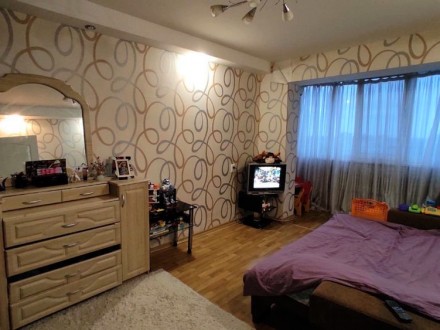 Продам велику 1 кімнатну квартиру на ж/м Покровський (Коммунар) / Червоний камін. Коммунар. фото 2