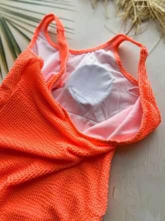 
Суцільний модний жіночий купальник з чашкою знімною помаранчевий
Стильний купал. . фото 8