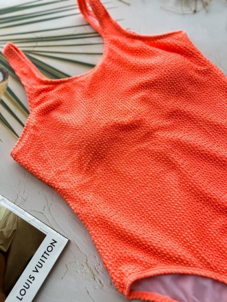 
Суцільний модний жіночий купальник з чашкою знімною помаранчевий
Стильний купал. . фото 9