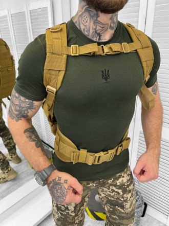 Мужской тактический военный рюкзак армейский с держателем для шлема/каски
Рюкзак. . фото 3