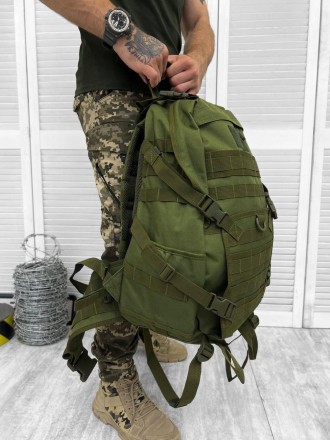 Мужской тактический военный рюкзак армейский с держателем для шлема/каски
Рюкзак. . фото 4