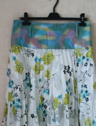 Женская юбка с цветным принтом по верху , пояс широкий, без резинки, есть возмож. . фото 5