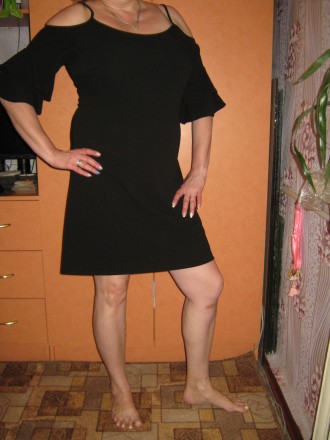 Коротка жіноча сукня M&mode з відкритими плечима б/в, чорного кольору, однот. . фото 3
