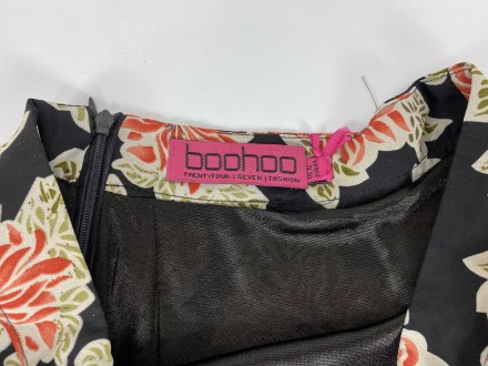 Юбка стильная легкая мини Boohoo, Разм 12 (М), Отл сост
 
Стильная, качественная. . фото 6