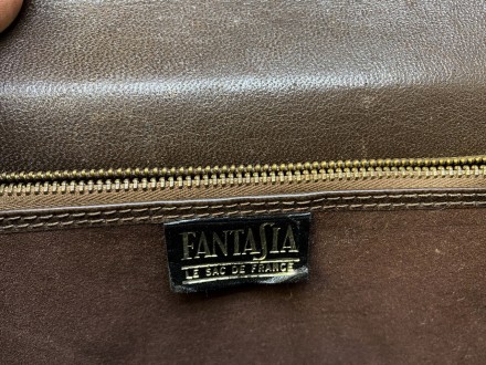 
Сумочка чемоданчик кожаная Fantasia, France, Отл сост
Качественная, стильная су. . фото 6