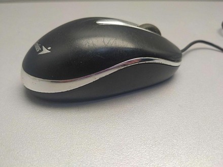 Комп'ютерна миша (маніпулятор миша) — найчастіше використовуваний периферійний п. . фото 3