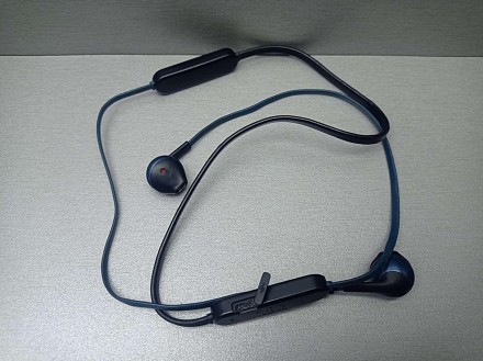 Навушники з мікрофоном • спосіб під'єднання: бездротовий (Bluetooth 4.0) • конст. . фото 7