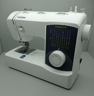 Бытовая настольная электромеханическая швейная машина Brother ModerN 39А с гориз. . фото 3