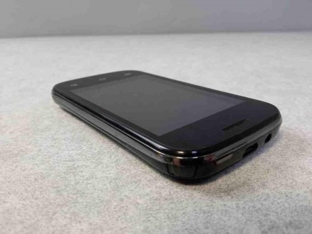 Телефон, поддержка двух SIM-карт, экран 3.5", разрешение 480x320, камера 2 МП, п. . фото 10