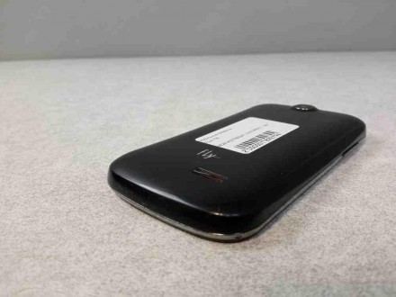 Телефон, поддержка двух SIM-карт, экран 3.5", разрешение 480x320, камера 2 МП, п. . фото 4