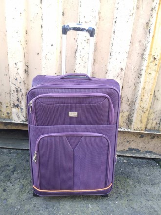 Пропонуємо вам комплект із трьох валіз, місткістю 40, 70 і 100 літрів відповідно. . фото 6